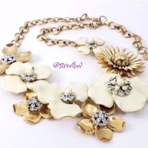 stella & dot ~ bloom statement necklace ~ handpainted ~ retired floralโvintage - Picture 1 of 8